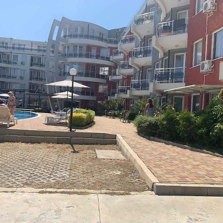 Emberli Aparthotel Lozenets Bagian luar foto