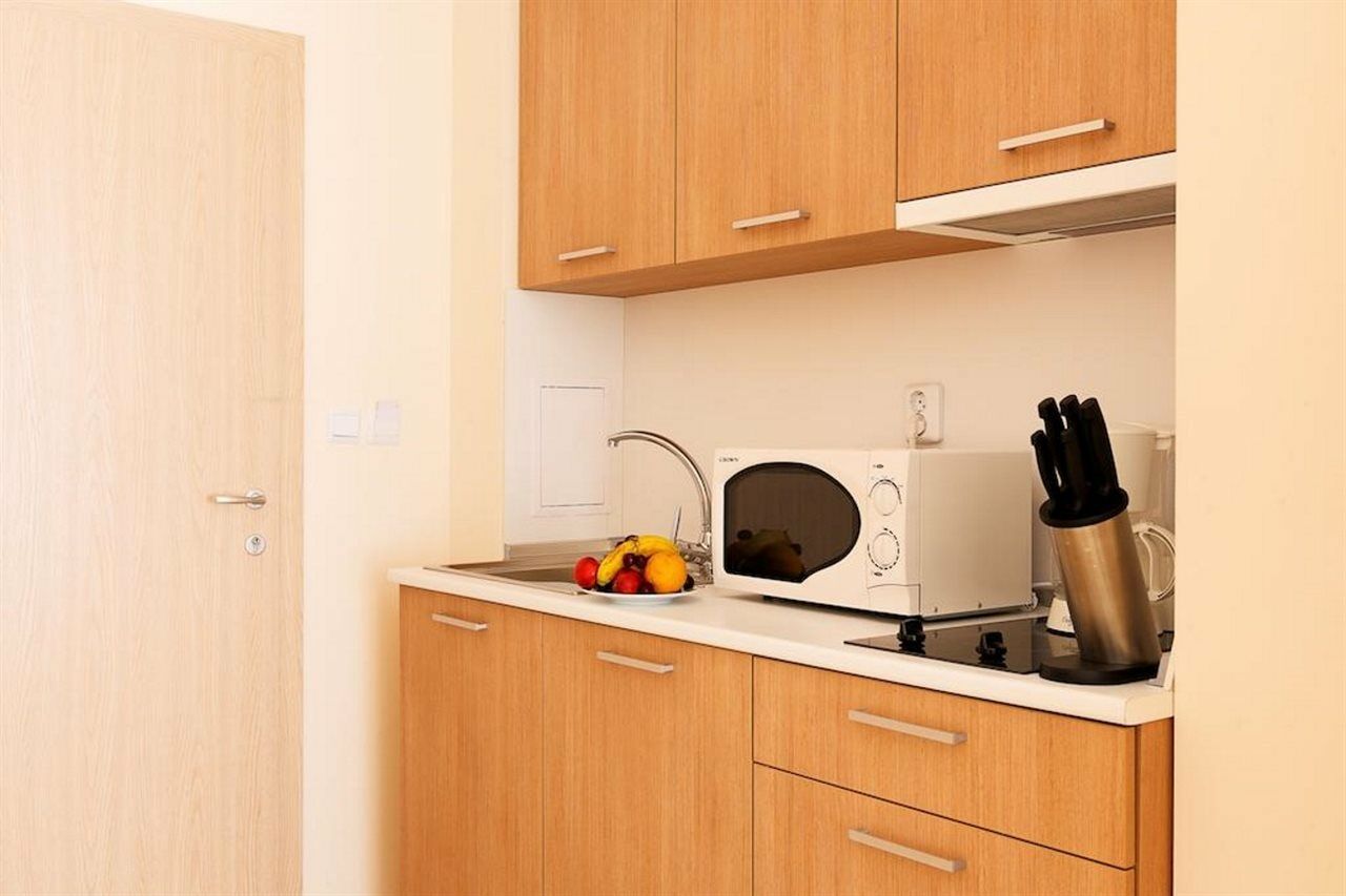 Emberli Aparthotel Lozenets Bagian luar foto