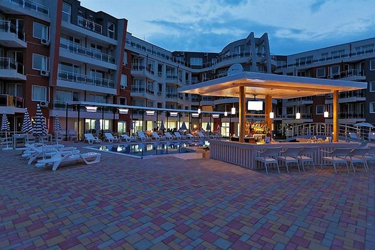 Emberli Aparthotel Lozenets Bagian luar foto