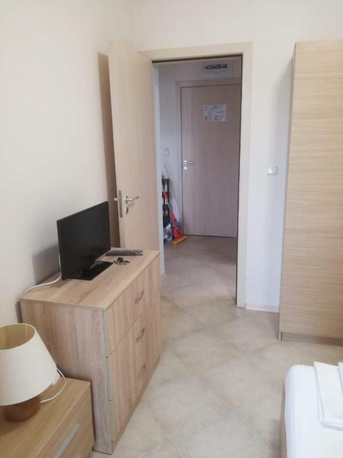 Emberli Aparthotel Lozenets Bagian luar foto